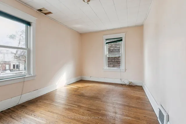 Additional image 15 of 538 Milverton Blvd