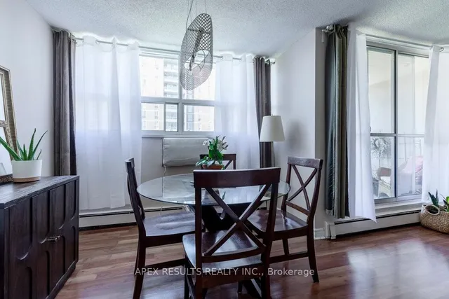 Additional image 20 of 1950 Main St Unit 405