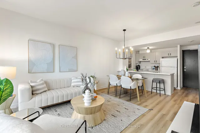 Additional image 4 of 285 Mutual St Unit 1705