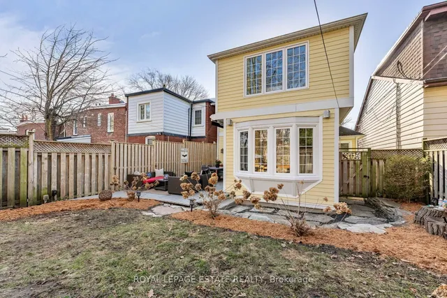 Additional image 35 of 97 Maclean Ave
