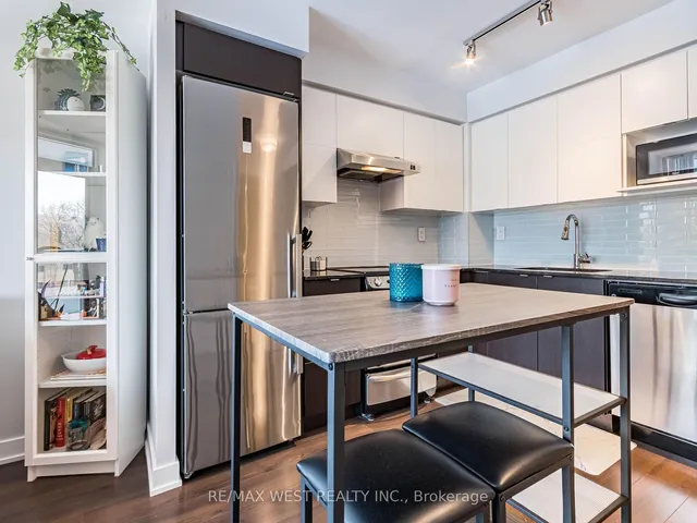 Additional image 18 of 160 Flemington Rd Unit 418