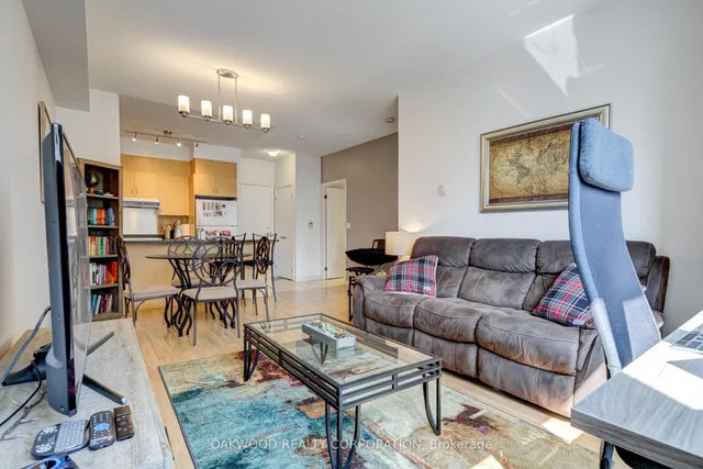 Additional image 22 of 18 Beverley St Unit 710