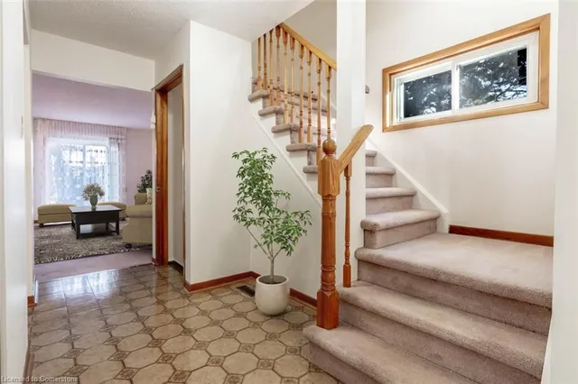 Additional image 5 of 879 Riley Crt