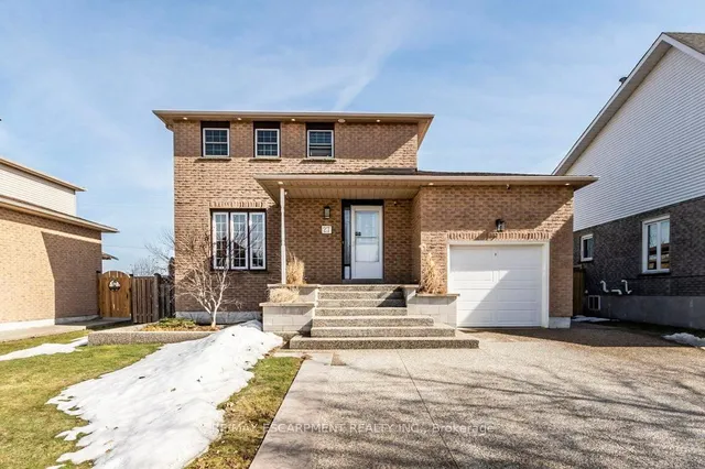 Additional image 20 of 27 Grayrocks Ave