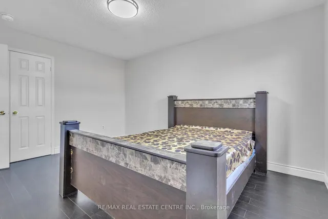 Additional image 38 of 27 Kentucky Dr