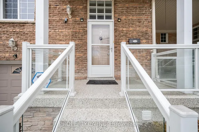 Additional image 29 of 5937 Bathurst St Unit 7