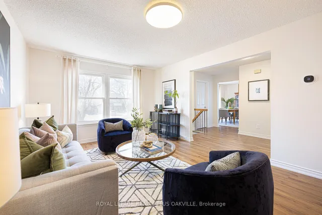 Additional image 5 of 24 Menoke Crt