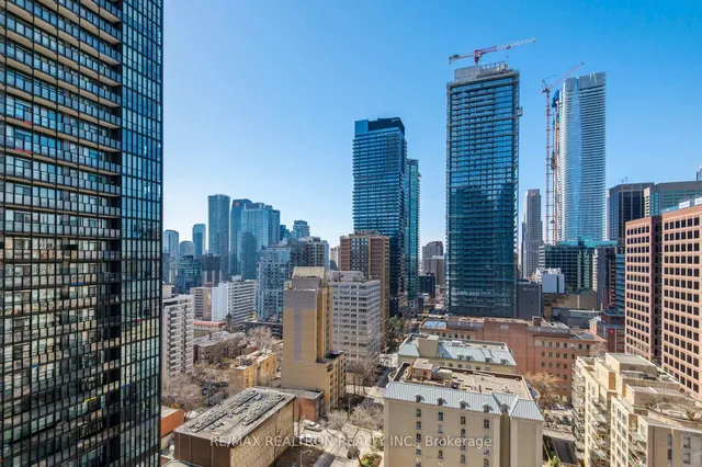 Additional image 29 of 110 Charles St Unit 2006