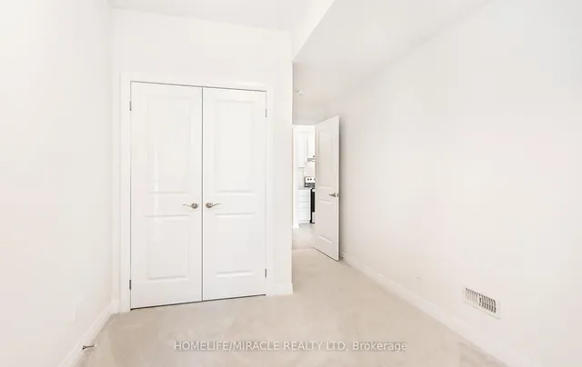 Additional image 15 of 261 Woodbine Ave Unit Unit 27