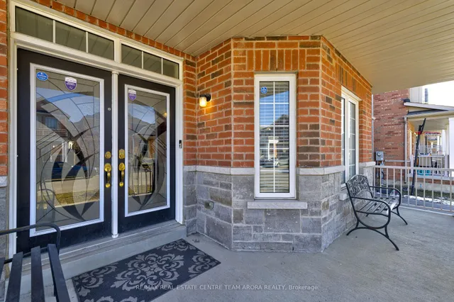 Additional image 3 of 24 Cookview Dr