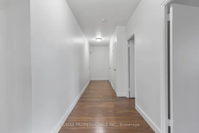 Additional image 7 of 740 Eglinton Ave Unit 404