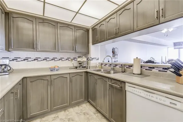 Additional image 8 of 495 Highway No. 8 Unit 510