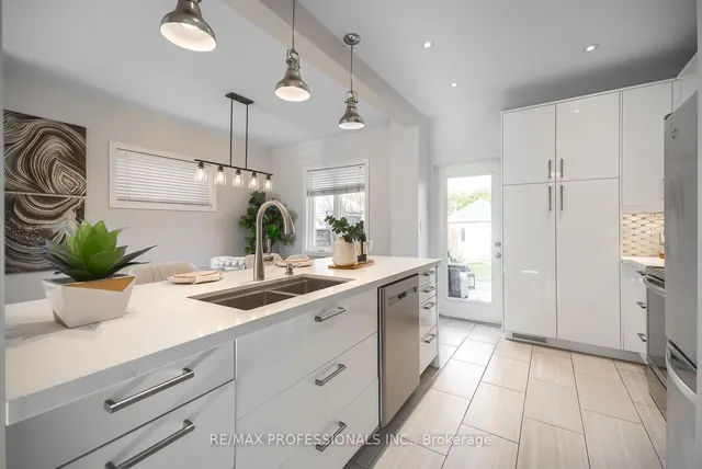 Additional image 14 of 25 Aldgate Ave