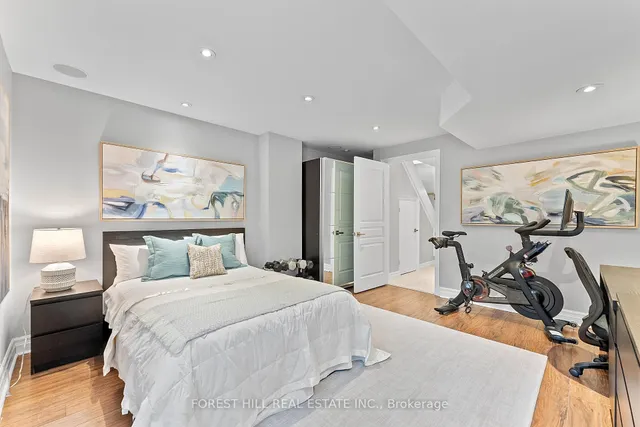 Additional image 38 of 8 Alex Mews