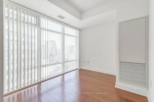 Additional image 7 of 2191 Yonge St Unit 3010