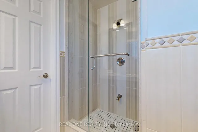 Additional image 21 of 17 Foursome Cres