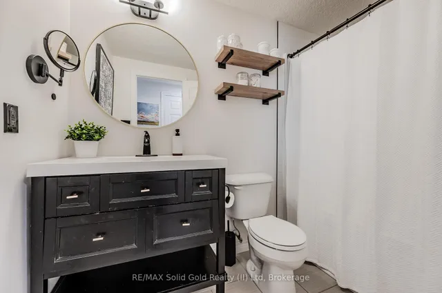 Additional image 3 of 240 Westmeadow Dr Unit 7A