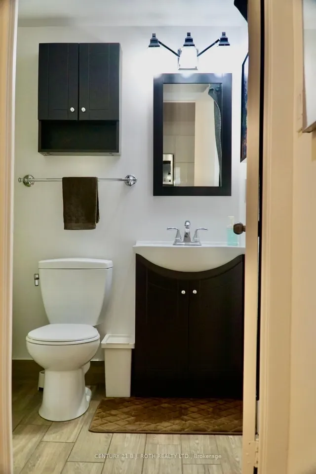 Additional image 39 of 415 Jarvis St Unit 115