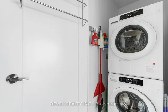 Additional image 14 of 101 Erskine Ave Unit 2713