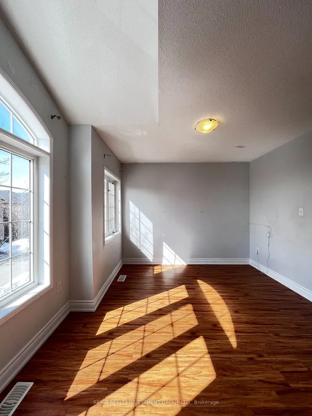 Additional image 21 of 2395 Curtis Rd