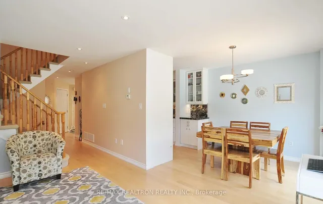 Additional image 10 of 51 Eastport Dr