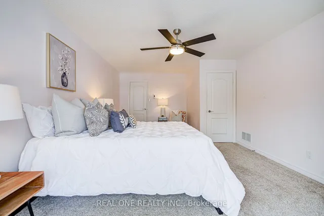 Additional image 20 of 963 KING Rd Unit 25