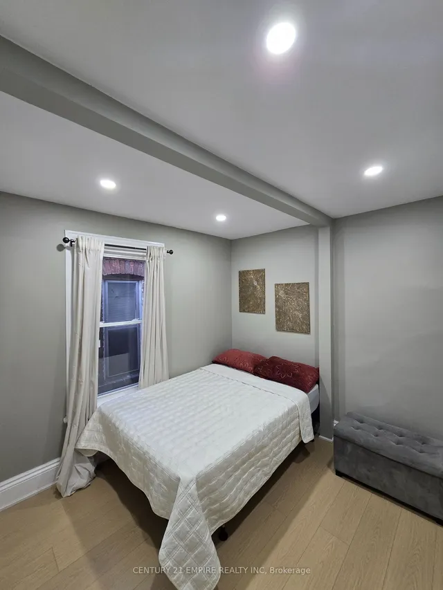 Additional image 17 of 61 Stirton St