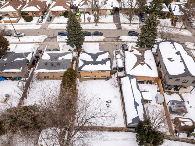 Additional image 32 of 12 Sundance Cres