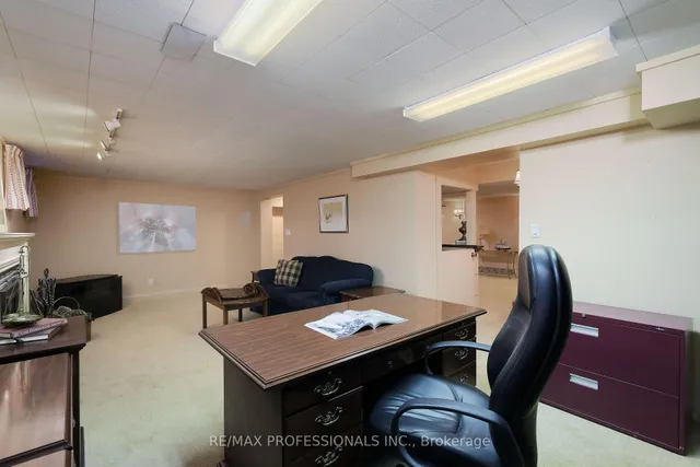 Additional image 30 of 28 Markwood Cres