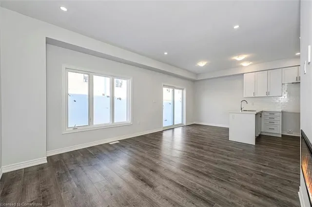 Additional image 19 of 205 Thames Way Unit 22