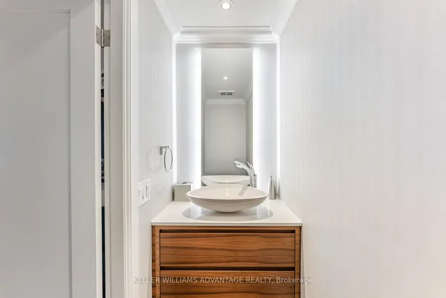Additional image 24 of 211 Queens Quay Unit 905/906