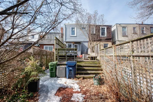 Additional image 36 of 49 Bastedo Ave