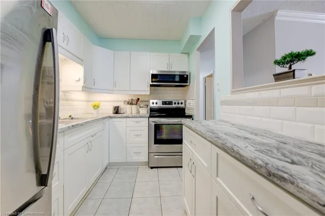 Additional image 8 of 71 Vanier Dr Unit 109