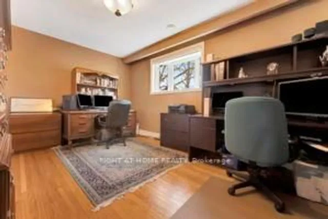Additional image 23 of 3592 Stonecreek Cres