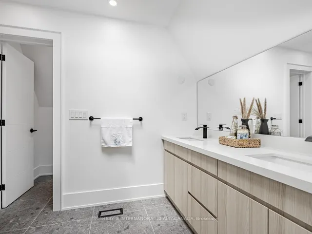 Additional image 24 of 6 Twenty Fifth St