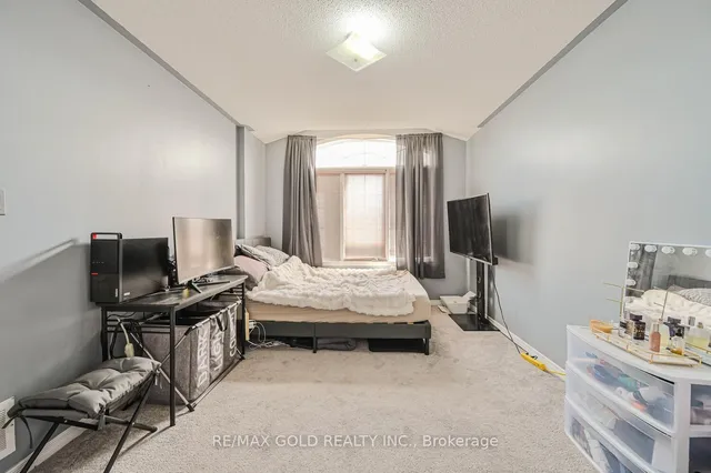 Additional image 28 of 37 Loons Call Cres