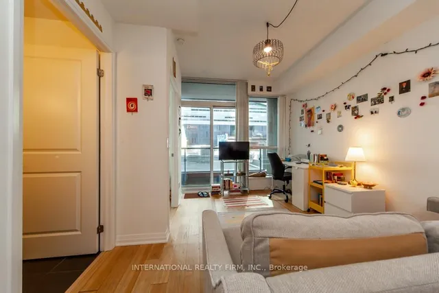 Additional image 9 of 8 Mercer St Unit 318