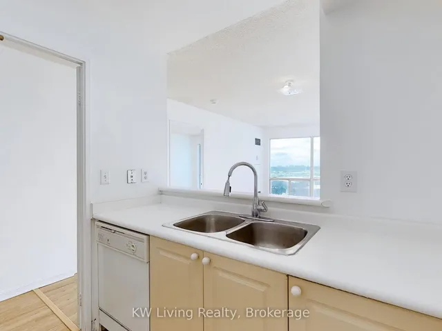 Additional image 13 of 18 Lee Centre Dr Unit 1007