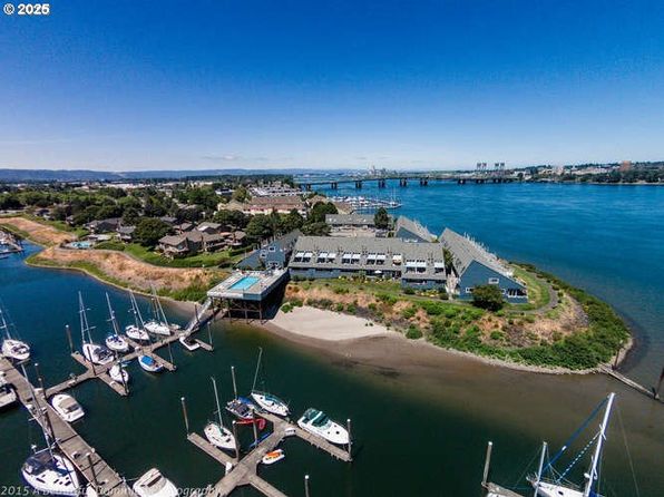 138 N Hayden Bay Dr, Portland, OR 97217