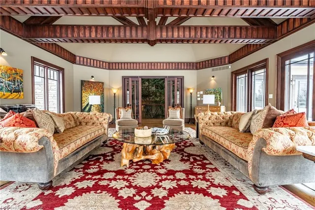 Additional image 18 of 76 Oak Ave