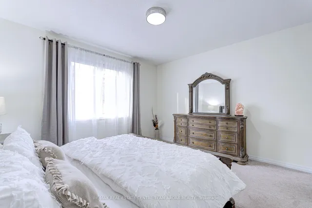 Additional image 20 of 194 Zachary Cres