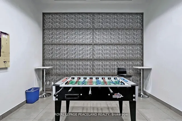 Additional image 38 of 33 Singer Crt Unit 2910