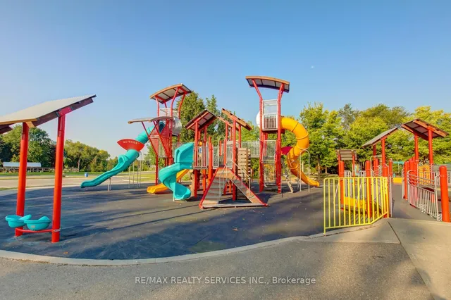 Additional image 46 of 22 Hanover Rd Unit 205