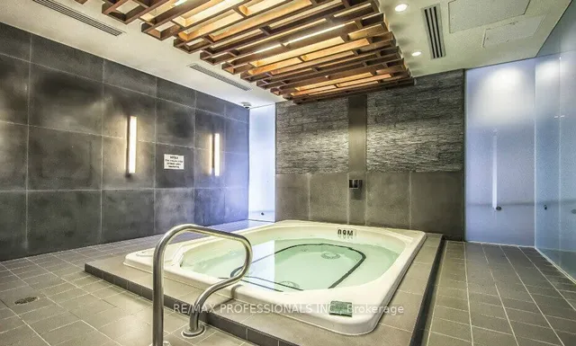 Additional image 35 of 300 Front St Unit 2603