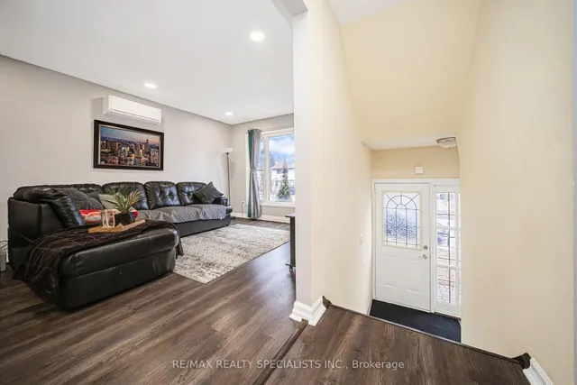 Additional image 9 of 26 Hercules Crt