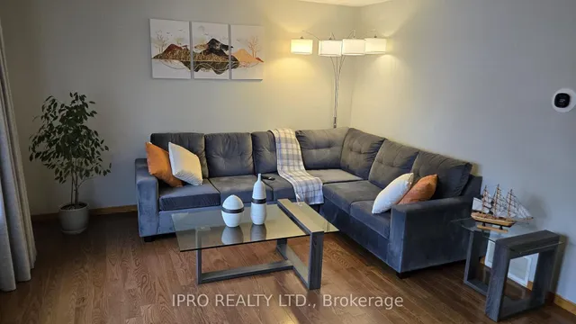 Additional image 16 of 75 Chester Le Blvd Unit 55