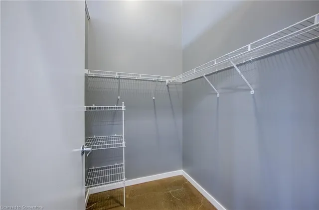 Additional image 12 of 404 King St Unit 526