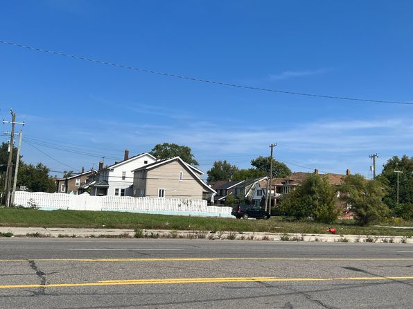 7316 W Warren Ave, Detroit, MI 48210