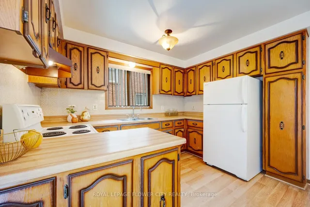 Additional image 12 of 154 Sheldon Ave Unit A