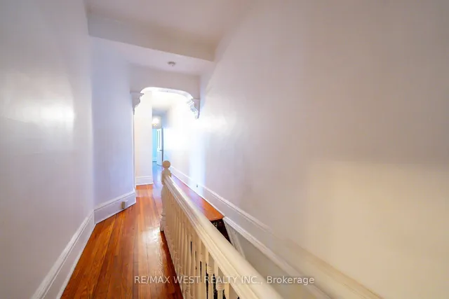 Additional image 14 of 217 Gladstone Ave